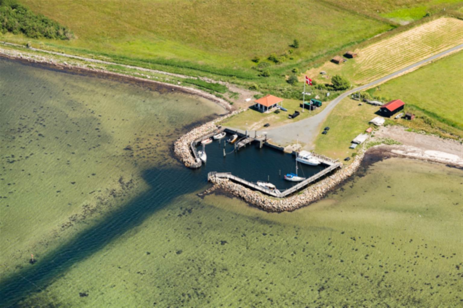 Hjortø Havn | Hele Danmarks Havneguide